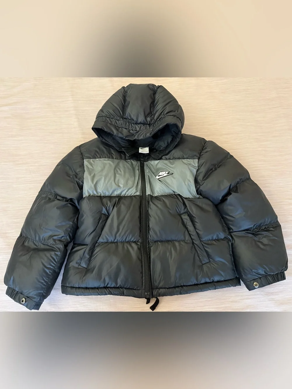 Nike Kids Black & Gray Hooded Puffer Jacket